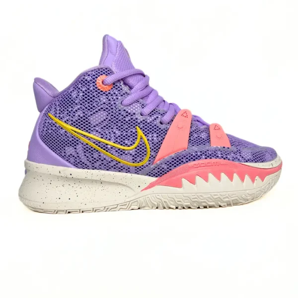 Nike Kyrie 7 M